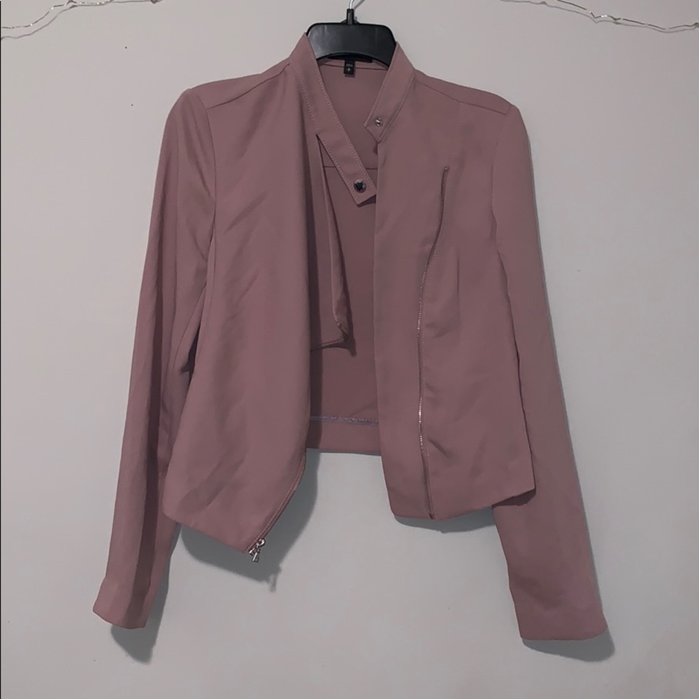 Jacket only for fall weather